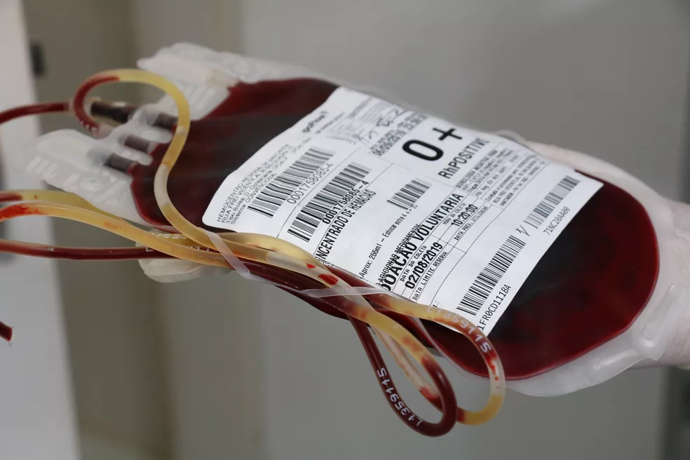 Com queda em estoques, população é convocada para doar sangue