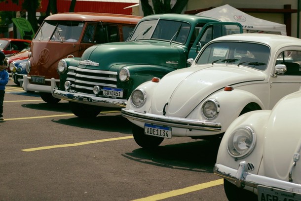 Umuarama recebe encontro com centenas de carros antigos em setembro